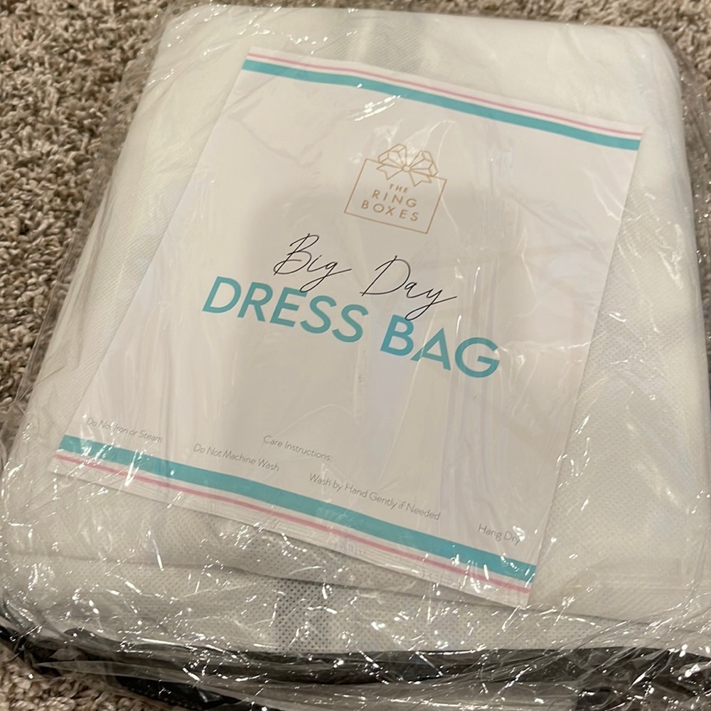 Dress bag